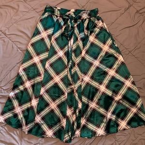 Green Plaid Skirt w/ Bow